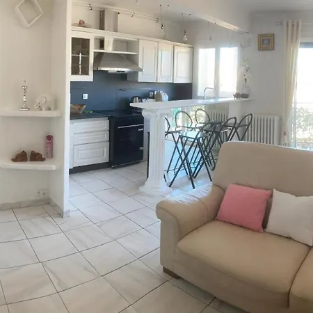 Appartement F3 Proche De La *