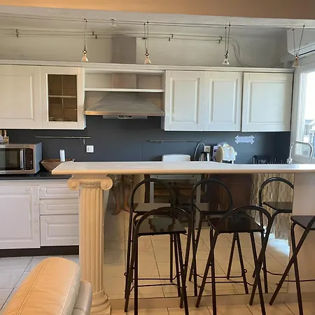 Appartement F3 Proche De La *